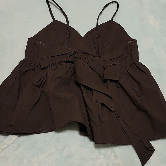 **SMALL BUNDLE** 2 skirts, 1 red & 1 blue along with 1 black Halter top SMALL - Picture 12 of 12